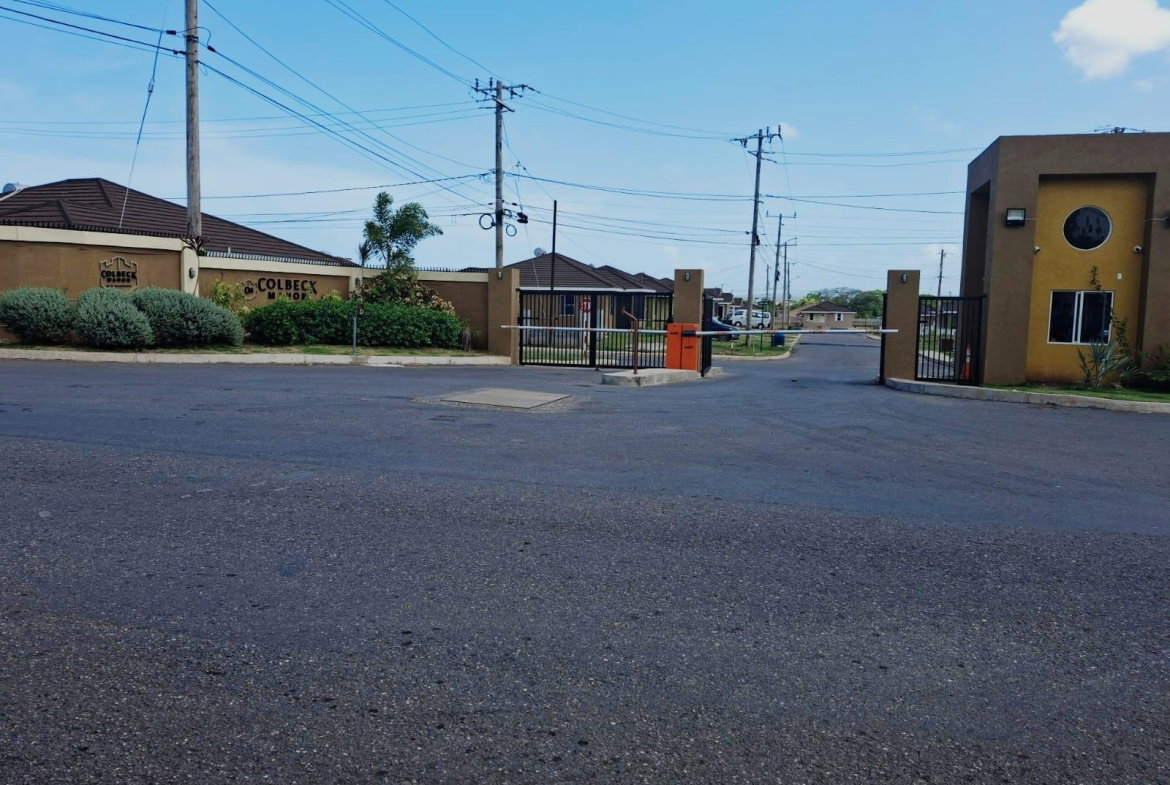 Eighth image of 384 Colbeck Manor in Old Harbour, St. Catherine, Jamaica - property is For Rent