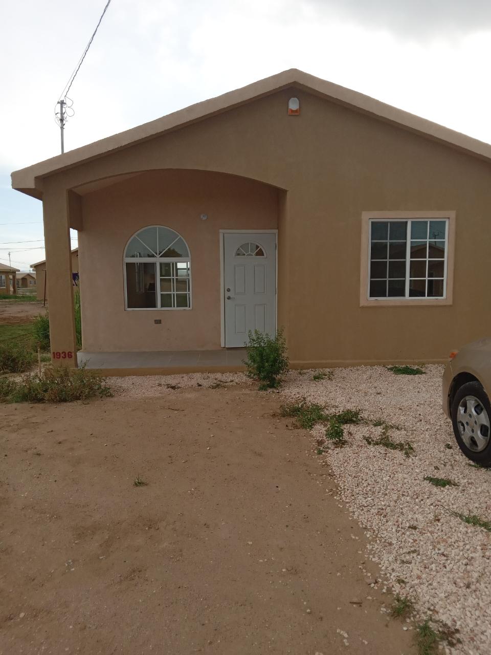 Third image of 1936 Phoenix Park Village ph 5 in Greater Portmore, St. Catherine, Jamaica - property is For Rent