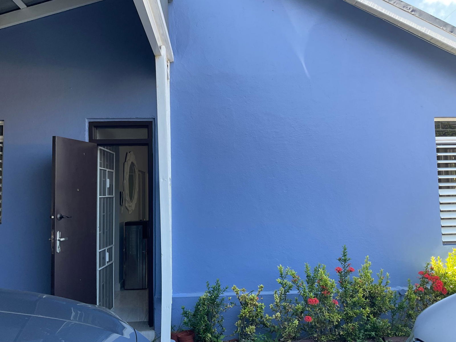 First image of 10b North Avenue in CONSTANT SPRING, St. Andrew, Jamaica - property is For Rent