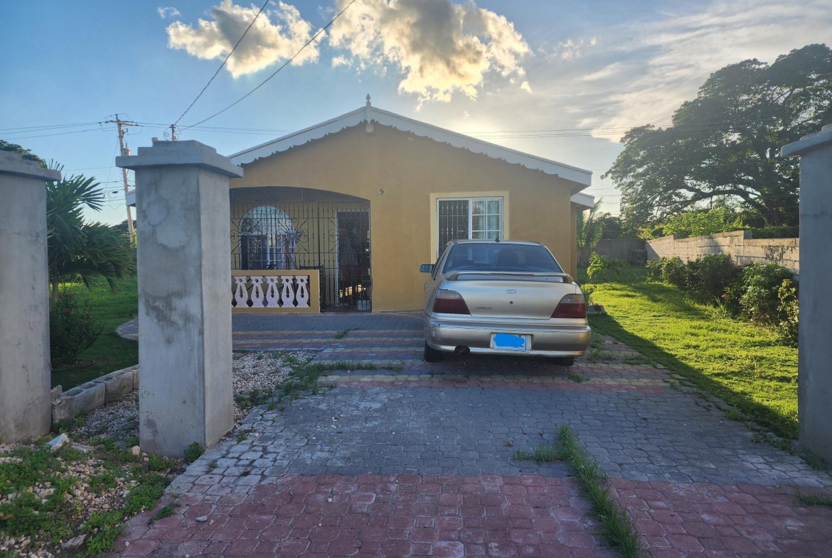 First image of 65 New Harbour Village 3 in Old Harbour, St. Catherine, Jamaica - property is For Sale