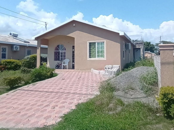 First image of 8 Anchor Way in Phoenix Park, St. Catherine, Jamaica - property is For Sale