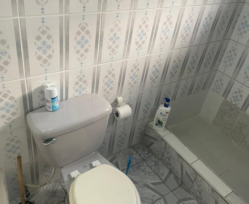 Ninth image of 10 Farquharson Circle, Nine in KINGSTON, Kingston, Jamaica - property is For Rent