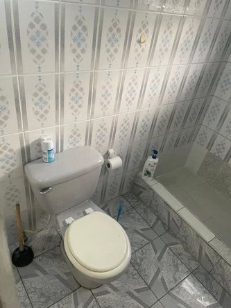 Ninth image of 10 Farquharson Circle, Nine in KINGSTON, Kingston, Jamaica - property is For Rent