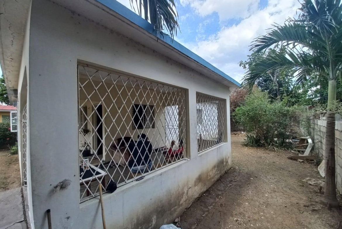 Fourth image of 4 Hopedale, Spanish Town in Spanish Town, St. Catherine, Jamaica - property is For Sale
