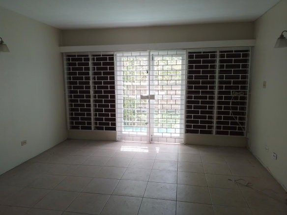 First image of 21- Hope Glade Mews, Hope rd in Kingston 6, St. Andrew, Jamaica - property is For Rent