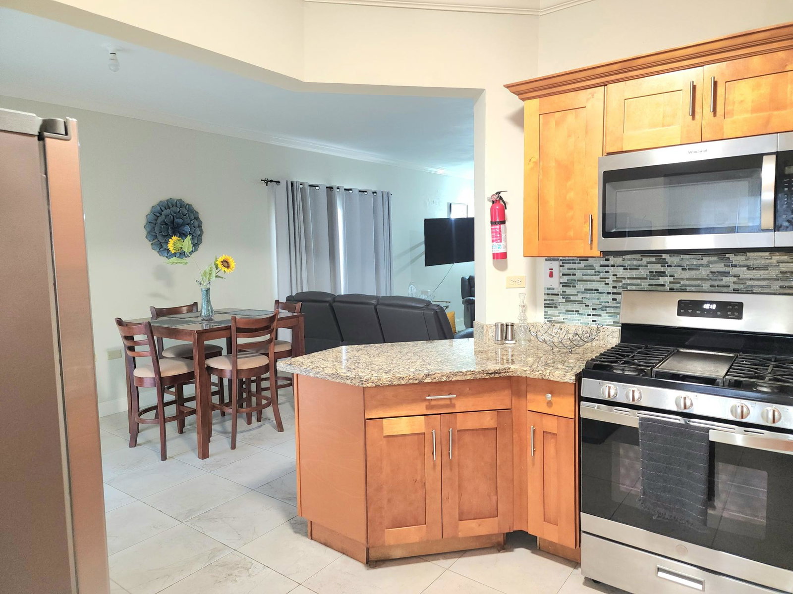 Charming-2-Bedroom-Townhouse-for-Rent-in-Riviera-Jamaica Twelfth image of 25- Riviera in Bogue, St. James, Jamaica - property is For Rent