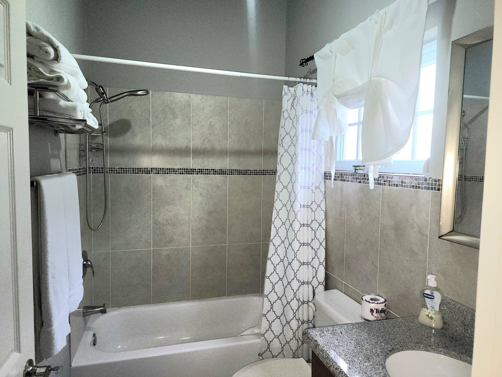 Charming-2-Bedroom-Townhouse-for-Rent-in-Riviera-Jamaica Ninth image of 25- Riviera in Bogue, St. James, Jamaica - property is For Rent