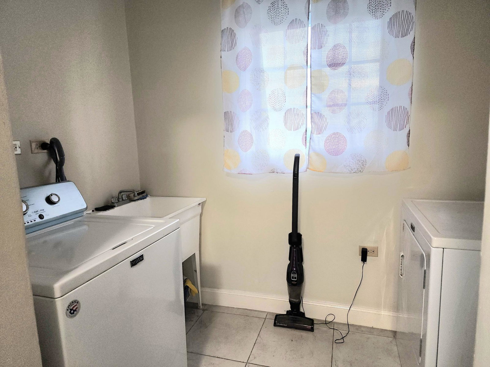 Charming-2-Bedroom-Townhouse-for-Rent-in-Riviera-Jamaica Tenth image of 25- Riviera in Bogue, St. James, Jamaica - property is For Rent