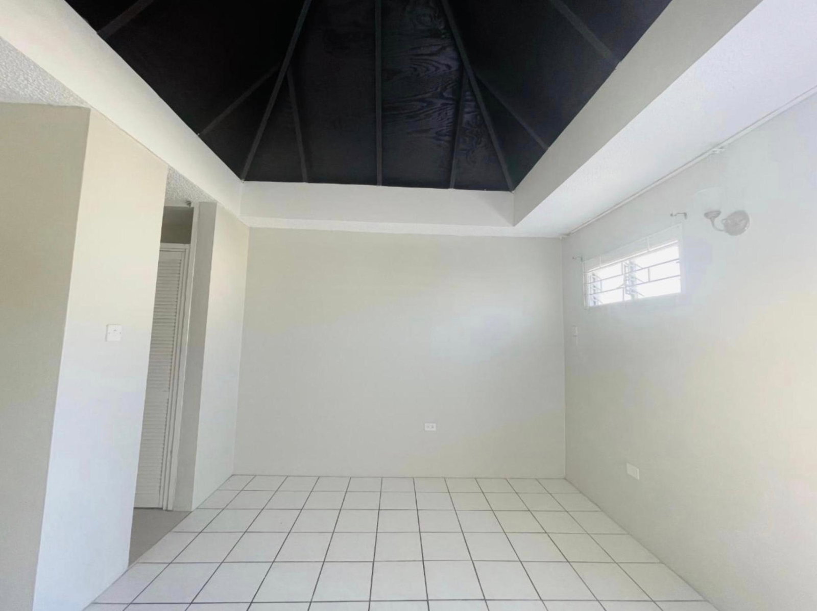 Eleventh image of 28-1a Seymour Avenue in Kingston 5, St. Andrew, Jamaica - property is For Rent