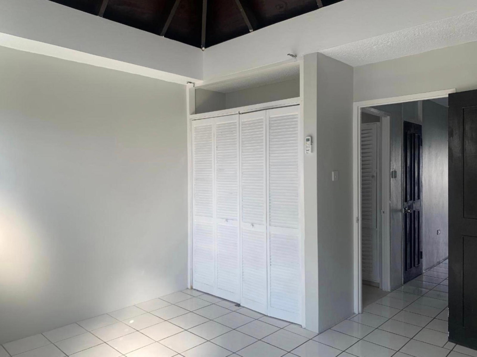 Thirteenth image of 28-1a Seymour Avenue in Kingston 5, St. Andrew, Jamaica - property is For Rent