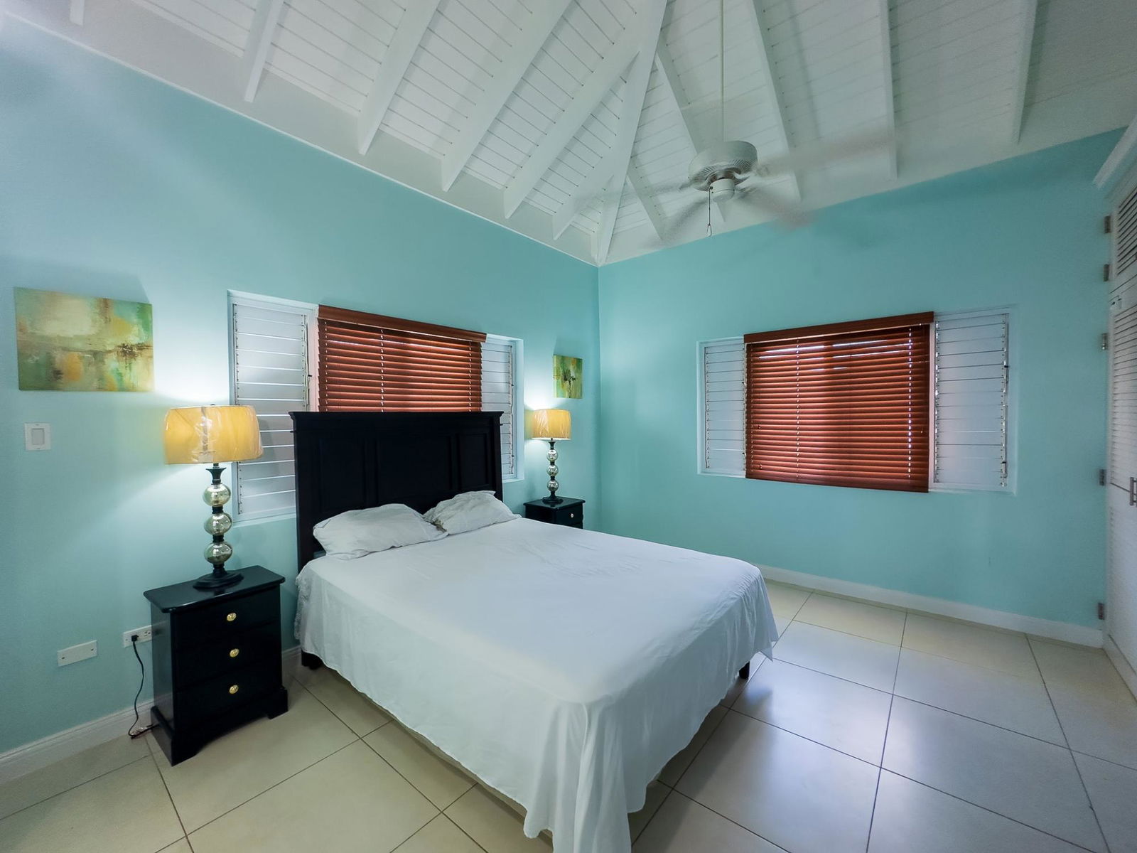 Charming-3-Bedroom-Apartment-for-Rent-in-Fern-Court-St.-Ann Eleventh image of I301- Fern Court in St. Ann's Bay, St. Ann, Jamaica - property is For Rent