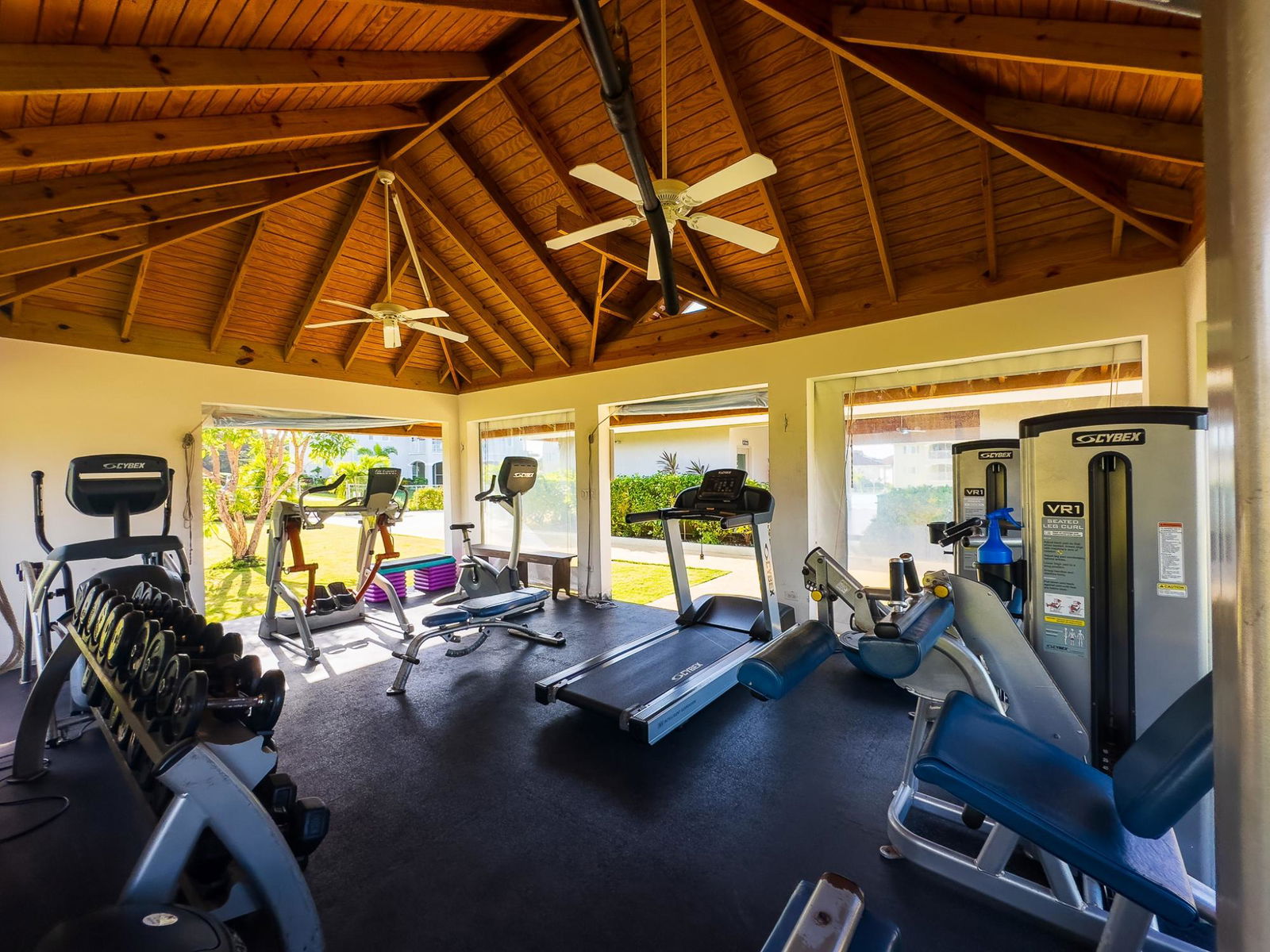 Charming-3-Bedroom-Apartment-for-Rent-in-Fern-Court-St.-Ann Twenty-Fourth image of I301- Fern Court in St. Ann's Bay, St. Ann, Jamaica - property is For Rent