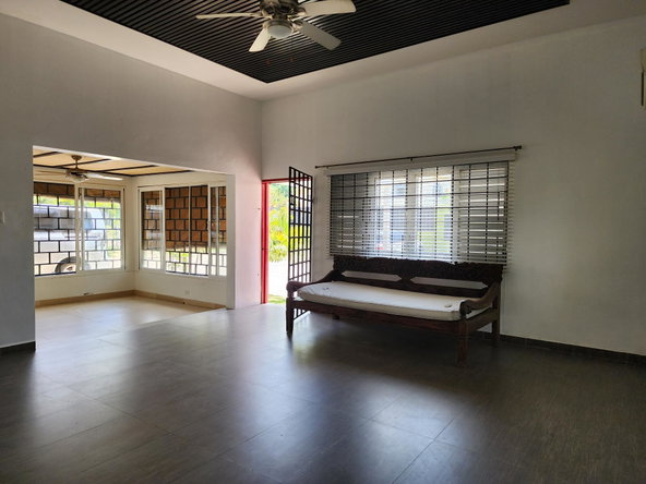 Second image of 7 Earls Court in Kingston 8, St. Andrew, Jamaica - property is For Rent