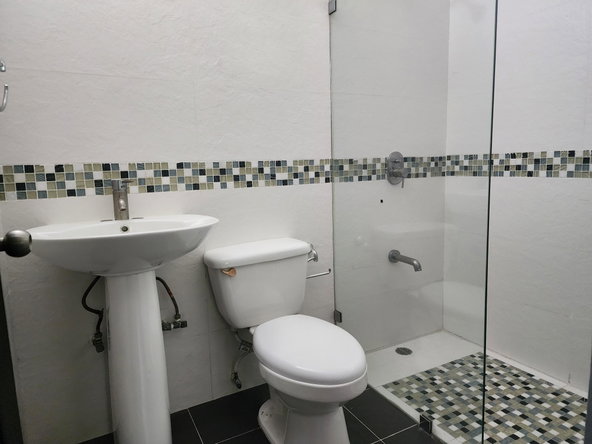 Eleventh image of 7 Earls Court in Kingston 8, St. Andrew, Jamaica - property is For Rent