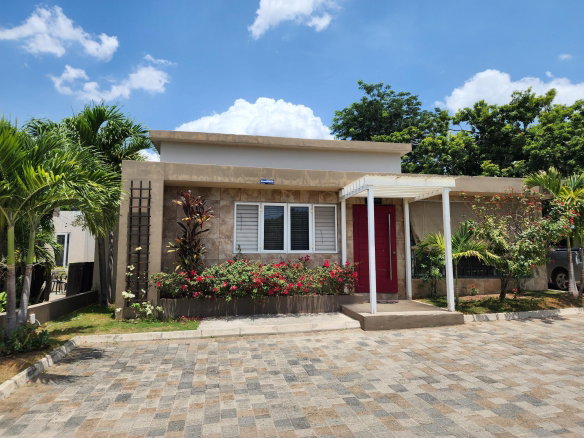 First image of 7 Earls Court in Kingston 8, St. Andrew, Jamaica - property is For Rent