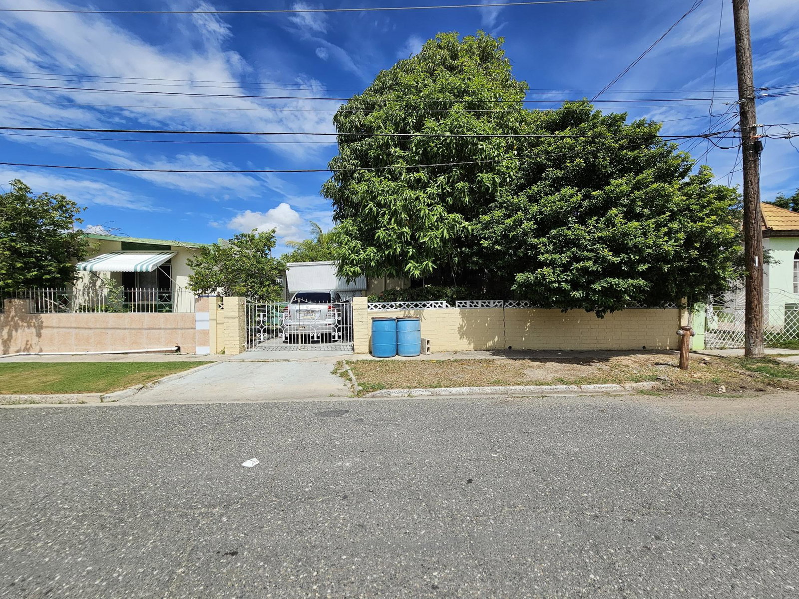 First image of 46 Anderson Avenue in Bridgeport, St. Catherine, Jamaica - property is For Rent