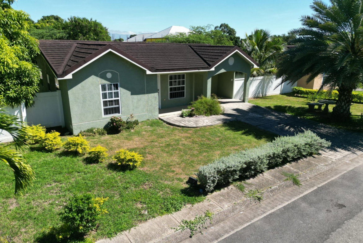 First image of 34 Esperanza Drive in Spanish Town, St. Catherine, Jamaica - property is For Rent