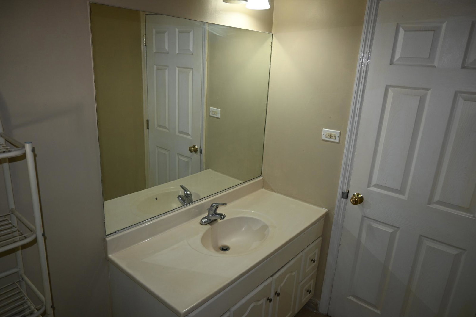 Eighth image of 34 Esperanza Drive in Spanish Town, St. Catherine, Jamaica - property is For Rent