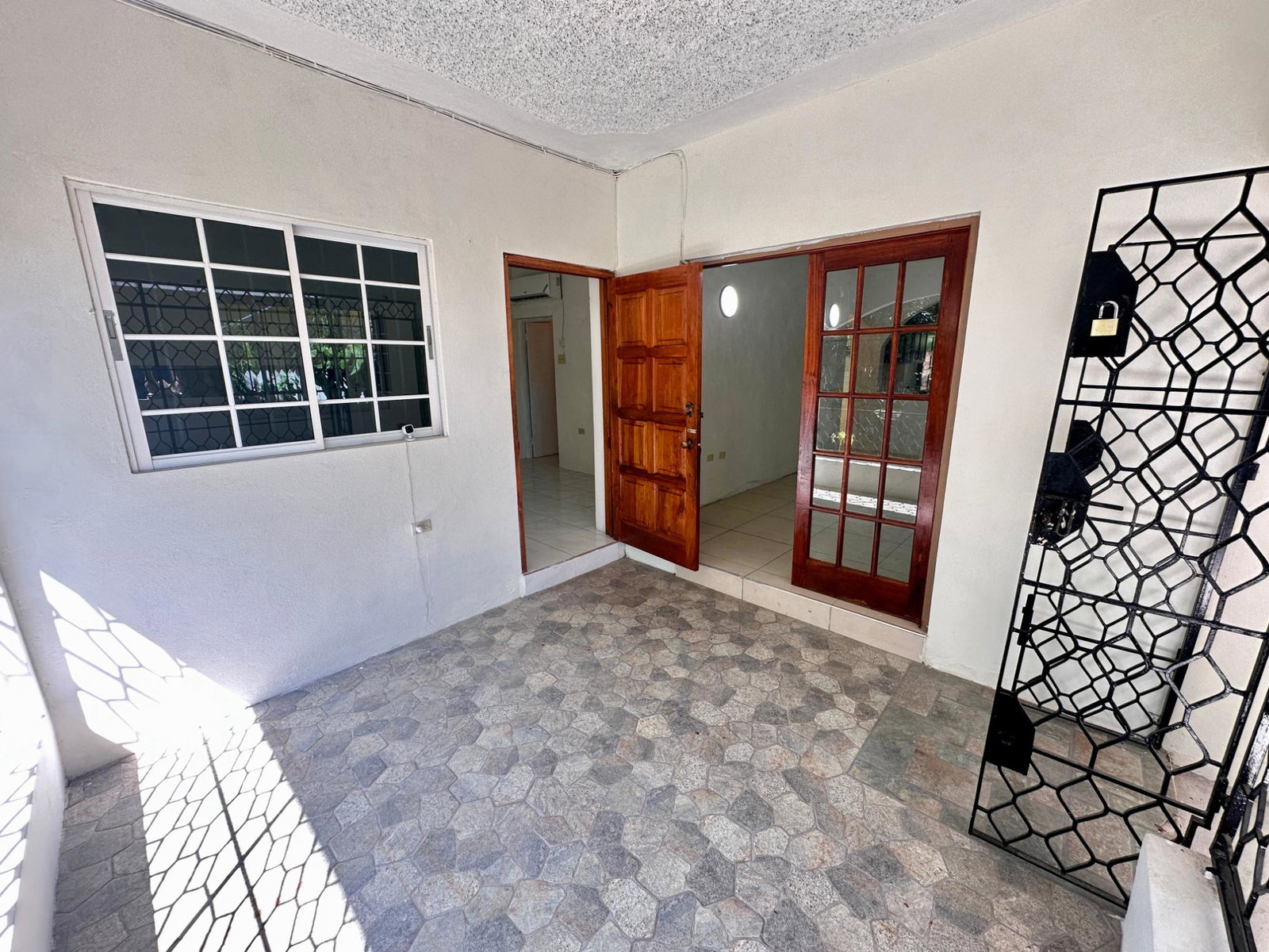 Charming-3-Bedroom-Home-for-Rent-in-Norbrook-Kingston-8 Second image of 6 Linmar Close in Kingston 8, St. Andrew, Jamaica - property is For Rent