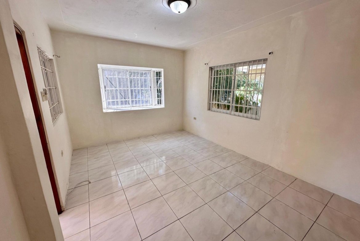 Third image of 6 Linmar Close in Kingston 8, St. Andrew, Jamaica - property is For Rent