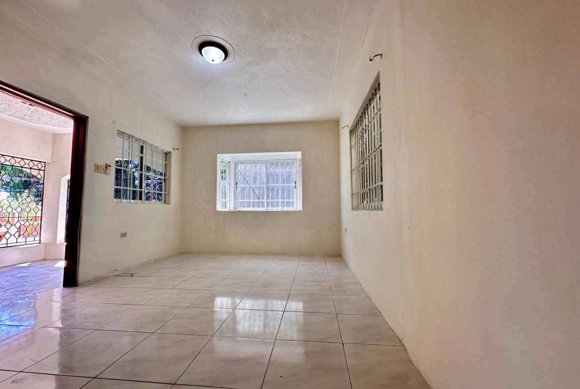 Fourth image of 6 Linmar Close in Kingston 8, St. Andrew, Jamaica - property is For Rent