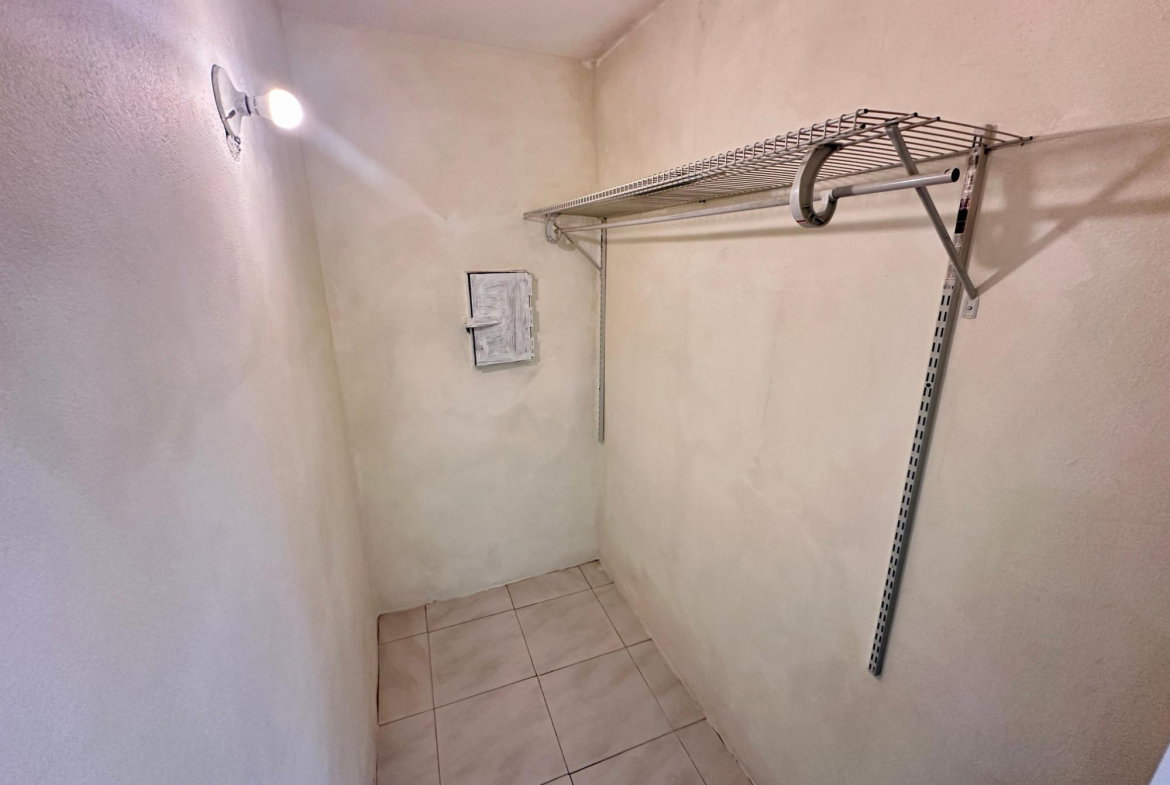 Eighth image of 6 Linmar Close in Kingston 8, St. Andrew, Jamaica - property is For Rent