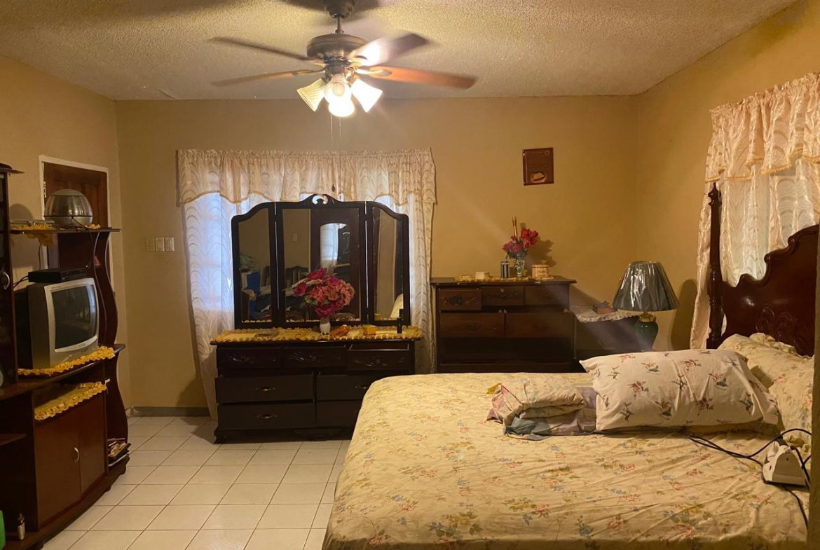 Thirteenth image of 6a Tucker Road, Ewarton in Ewarton, St. Catherine, Jamaica - property is For Sale