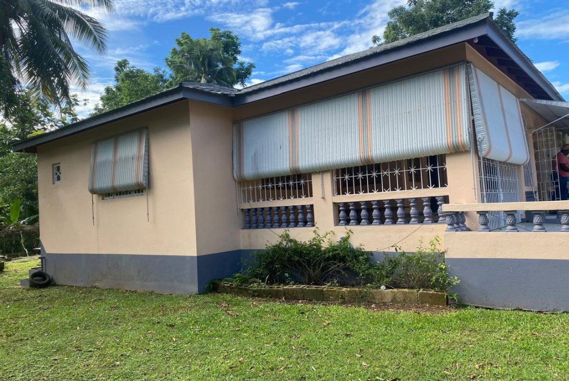 Fourteenth image of 6a Tucker Road, Ewarton in Ewarton, St. Catherine, Jamaica - property is For Sale