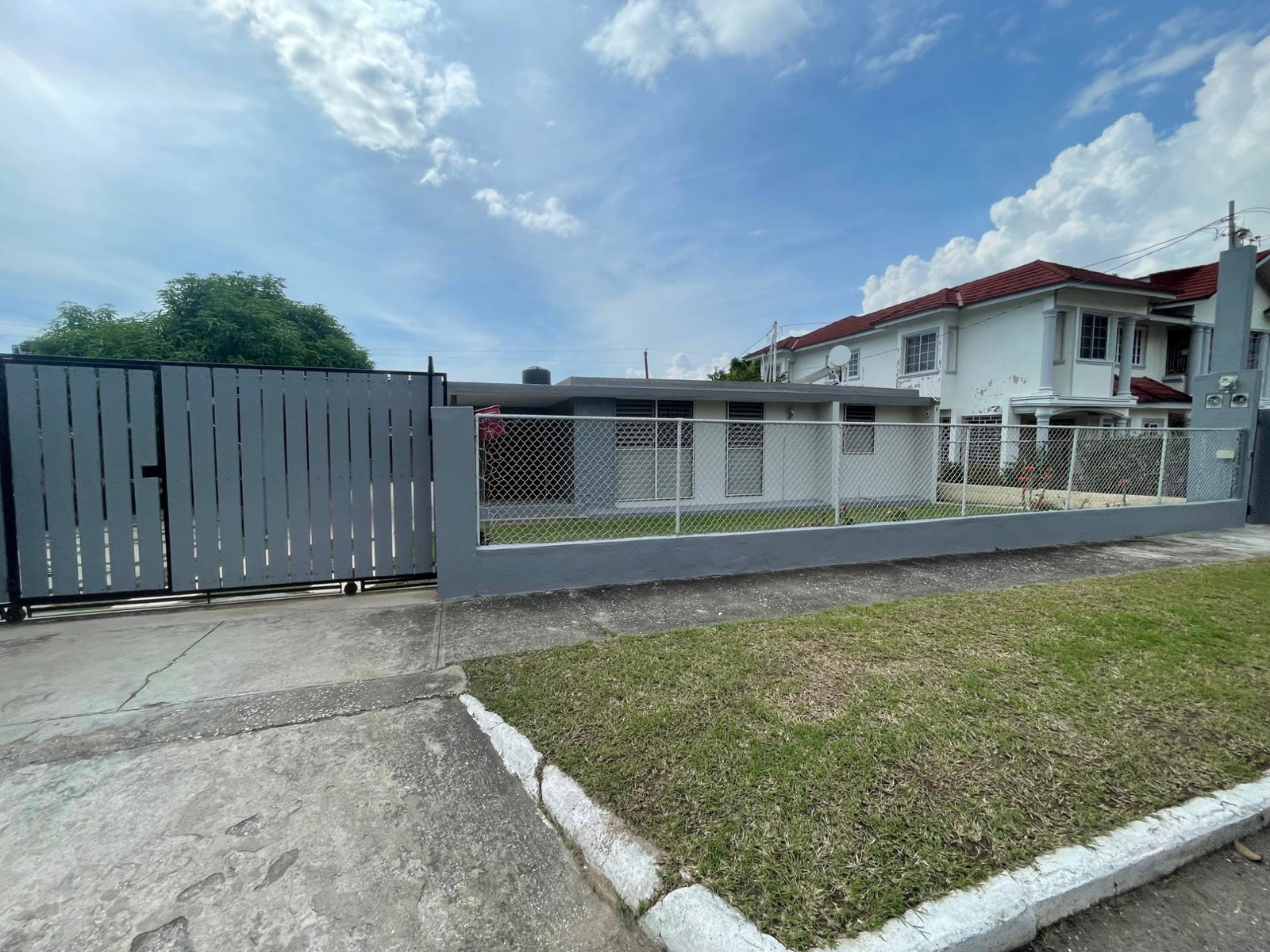 Charming-3-Bedroom-House-for-Rent-in-Mona-St.-Andrew Second image of 21 Anthurium Drive in Kingston 8, St. Andrew, Jamaica - property is For Rent