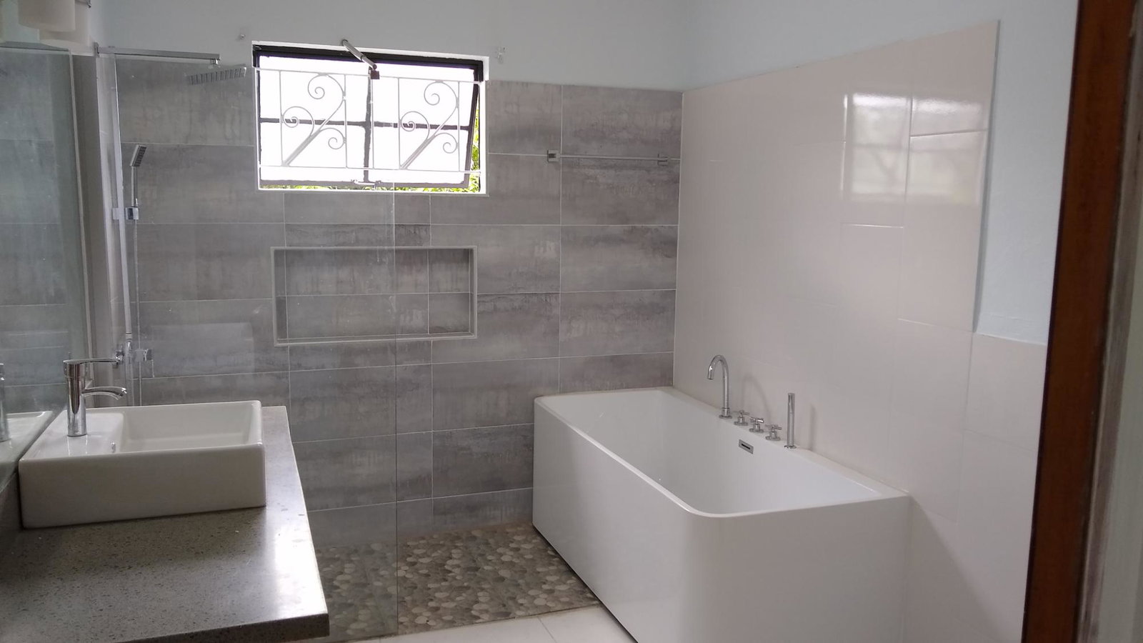 Charming-3-Bedroom-House-for-Rent-in-St.-Andrew-Jamaica Nineteenth image of 9 Grosvenor Heights in Kingston 8, St. Andrew, Jamaica - property is For Rent