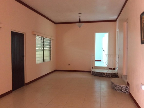 Second image of 7 Pembrook Terrace Red Hills in KINGSTON, Kingston, Jamaica - property is For Rent