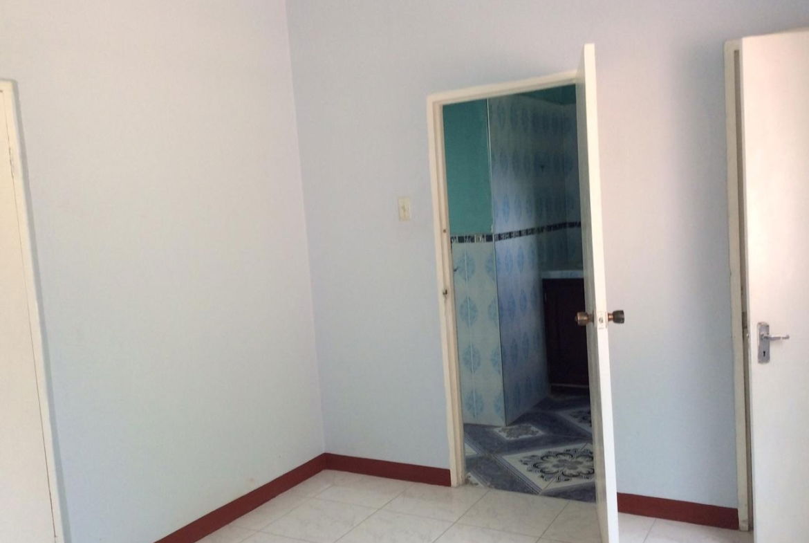 Third image of 7 Pembrook Terrace Red Hills in KINGSTON, Kingston, Jamaica - property is For Rent