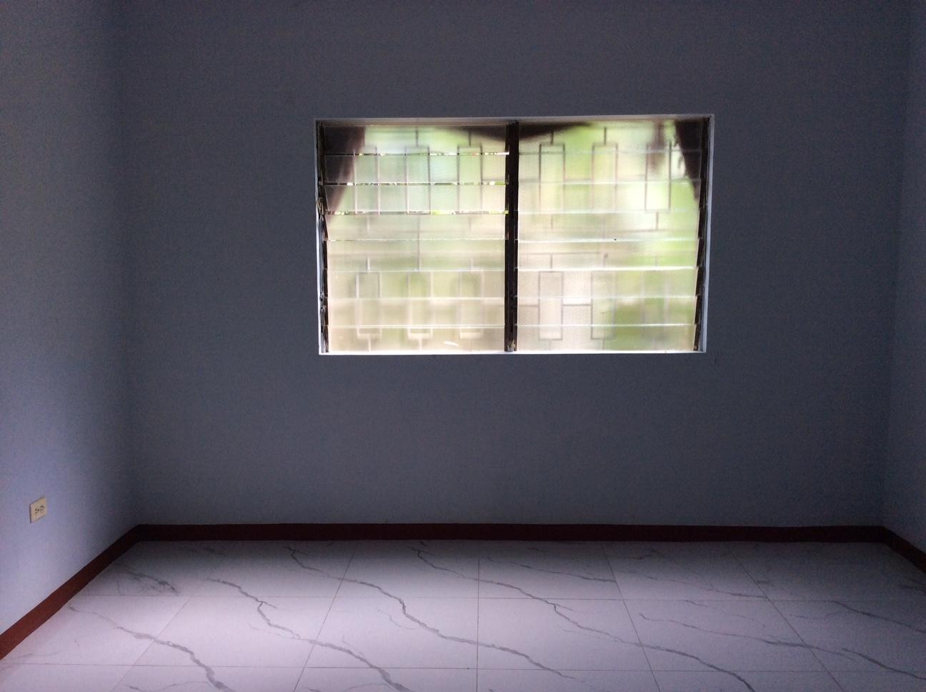 Charming-3-Bedroom-Townhouse-for-Rent-in-Red-Hills-Jamaica Fourth image of 7 Pembrook Terrace Red Hills in KINGSTON, Kingston, Jamaica - property is For Rent