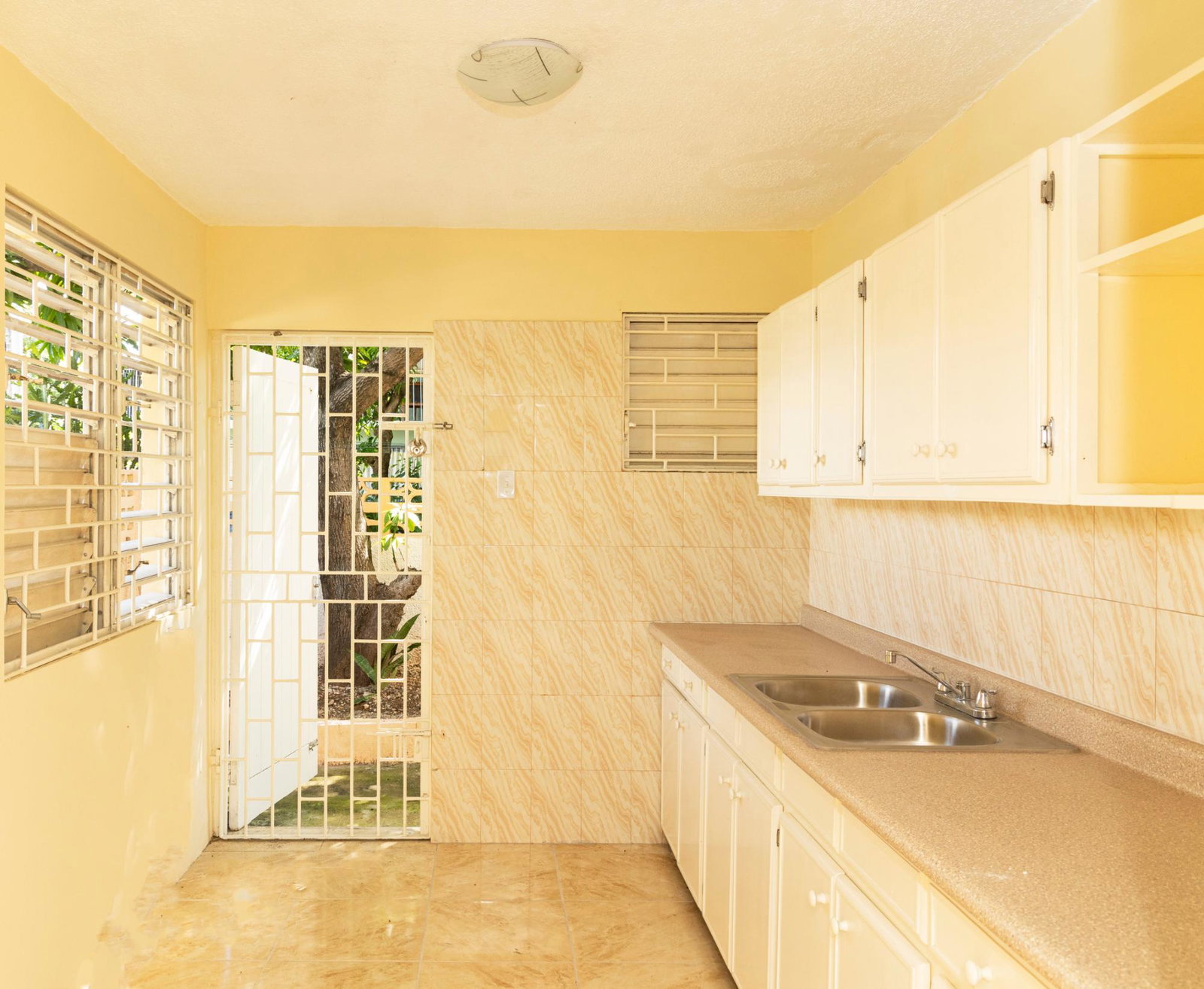 Charming-3-Bedroom-Townhouse-for-Sale-in-St.-Catherine Fifth image of 12 Marine Park Drive in Marine Park, St. Catherine, Jamaica - property is For Sale
