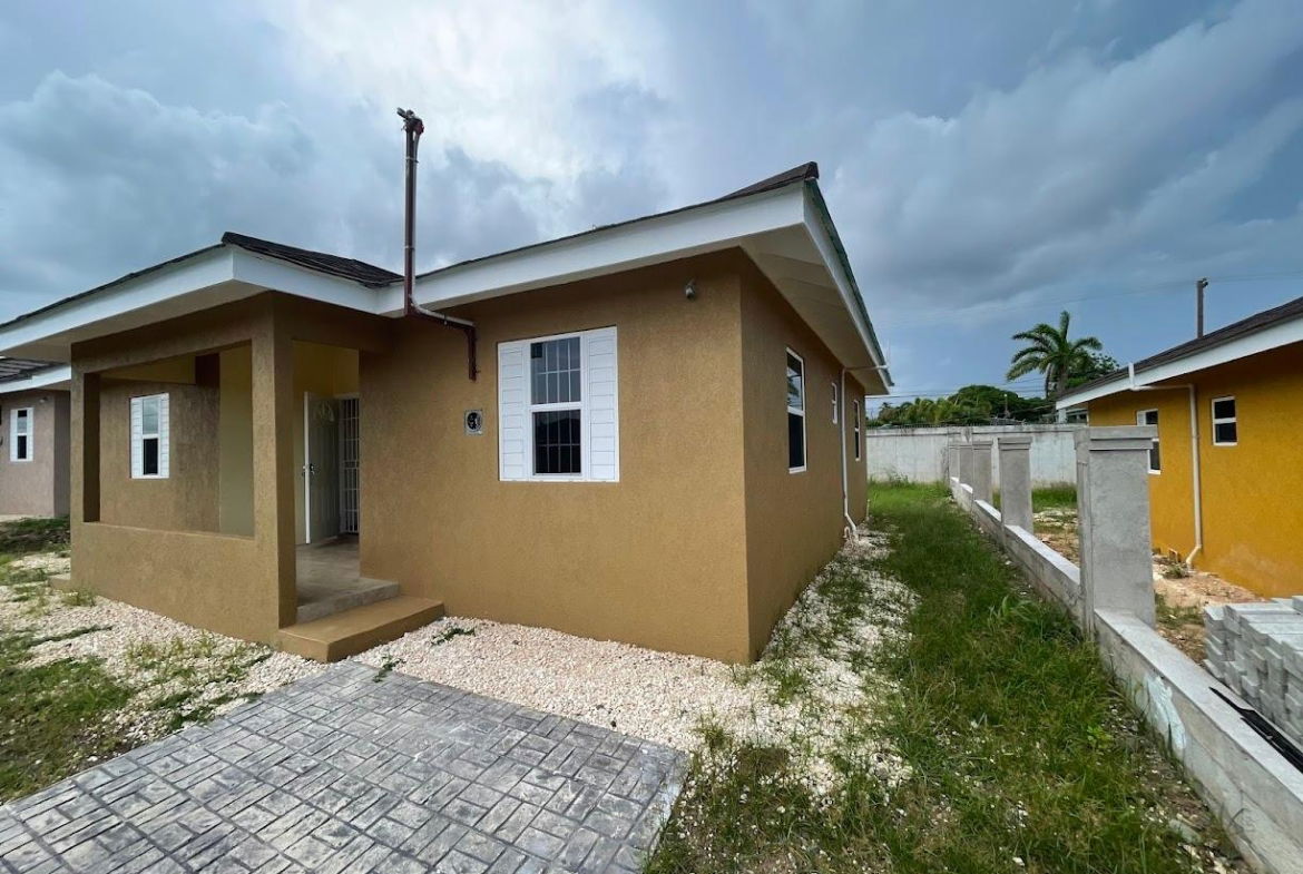 Second image of 319- Colbeck Boulevard in Colbeck, St. Catherine, Jamaica - property is For Rent