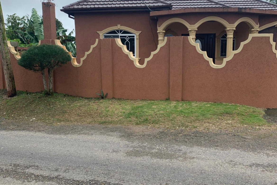 Sixth image of Dillon-town Blackstonedge, Guys Hill in Blackstonedge, St. Ann, Jamaica - property is For Sale