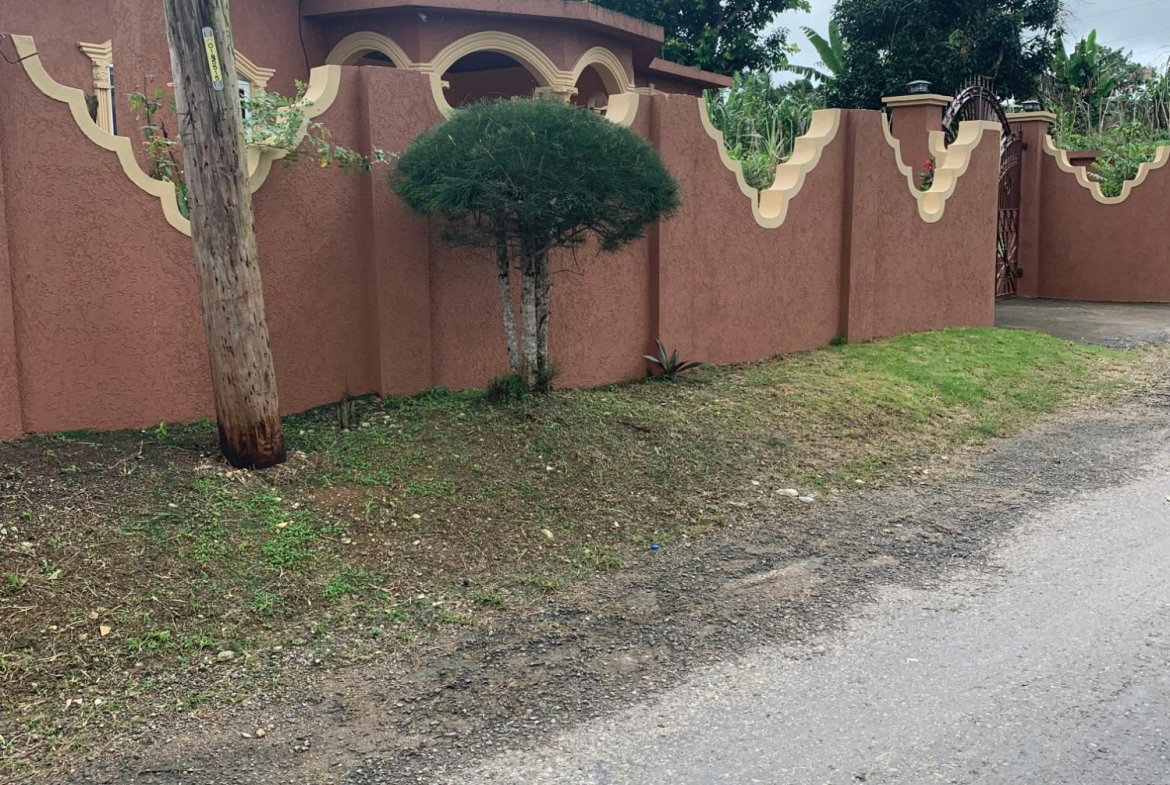 Seventh image of Dillon-town Blackstonedge, Guys Hill in Blackstonedge, St. Ann, Jamaica - property is For Sale