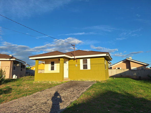 Second image of 104- Colbeck Junction in Colbeck, St. Catherine, Jamaica - property is For Rent