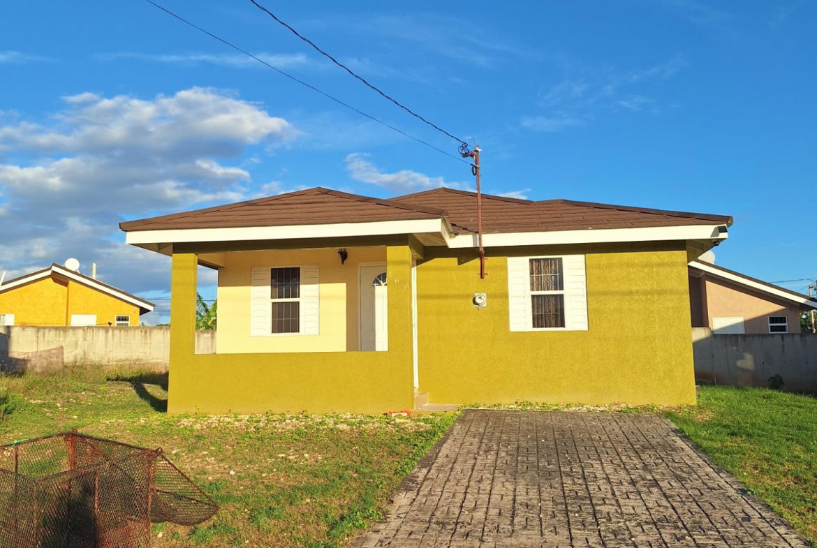 First image of 104- Colbeck Junction in Colbeck, St. Catherine, Jamaica - property is For Rent
