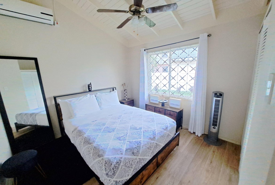 Fifteenth image of 371 Mockingbird Circle in Old Harbour, St. Catherine, Jamaica - property is For Rent