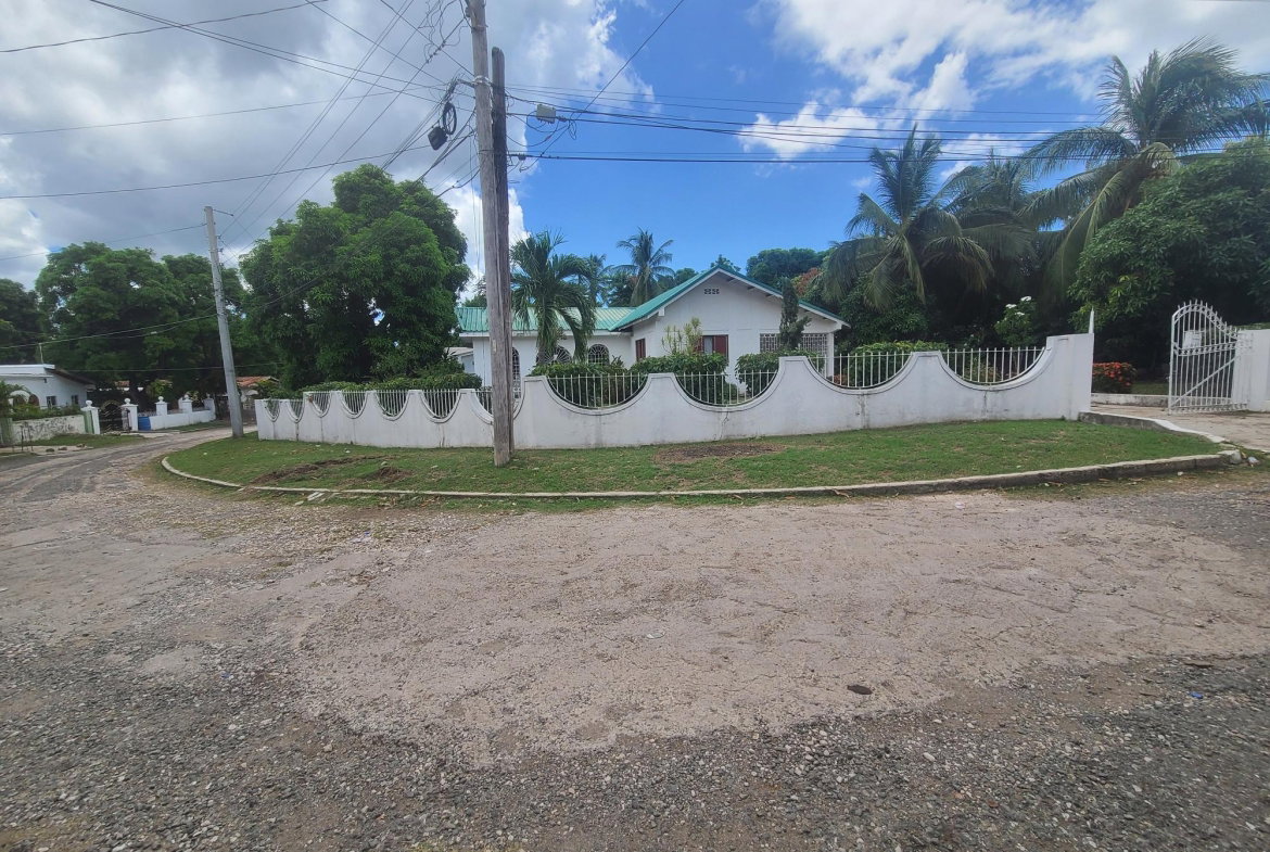 Fifteenth image of Marlie Acres in Old Harbour, St. Catherine, Jamaica - property is For Sale