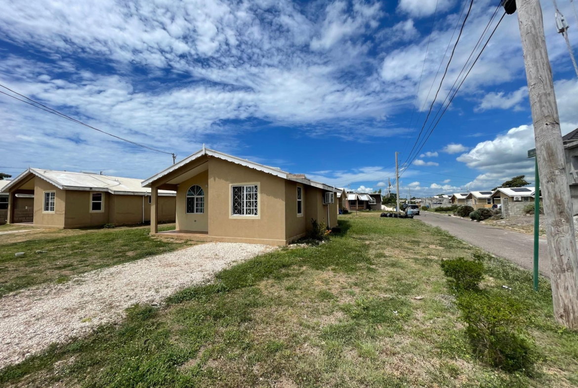 Second image of 51 Copper Ave in Old Harbour, St. Catherine, Jamaica - property is For Sale