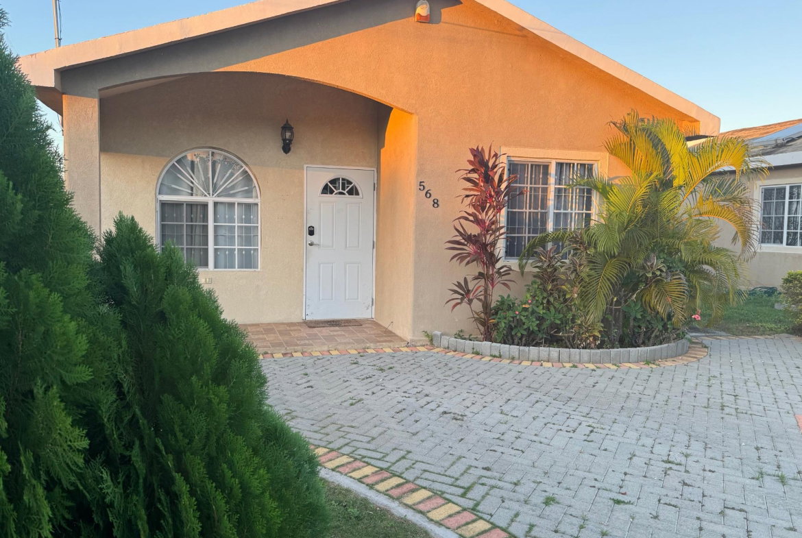 Thirteenth image of 568 Starfish Crescent in Phoenix Park, St. Catherine, Jamaica - property is For Rent