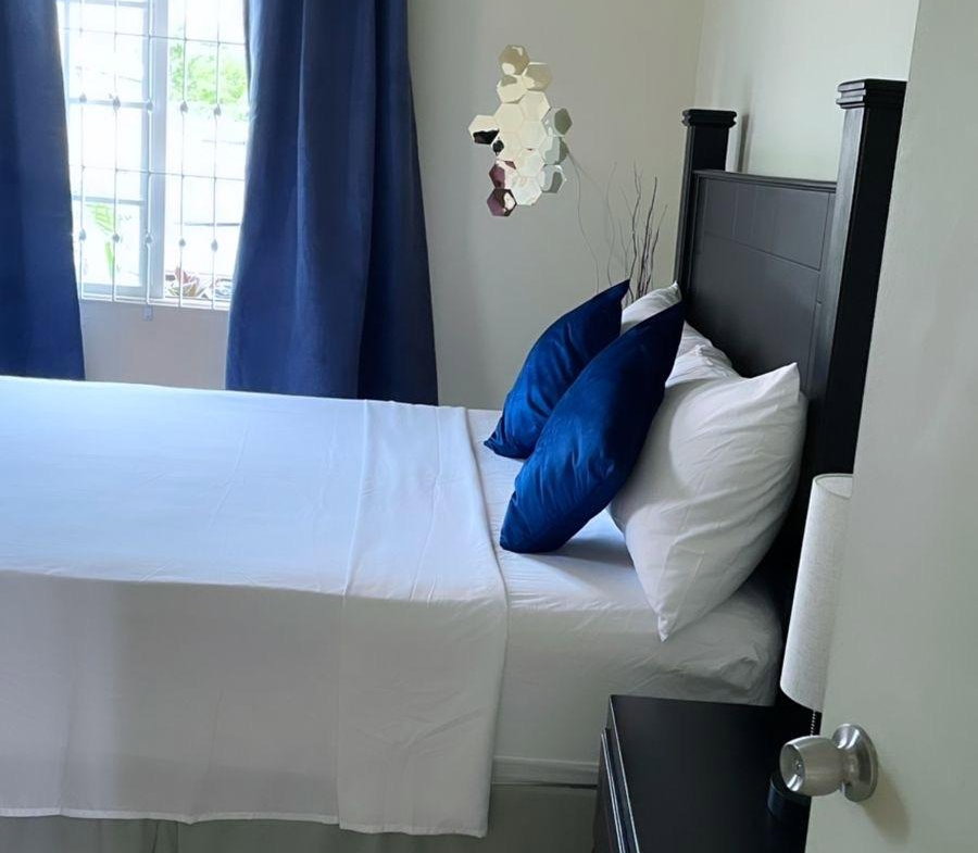 Seventh image of 568 Starfish Crescent in Phoenix Park, St. Catherine, Jamaica - property is For Rent