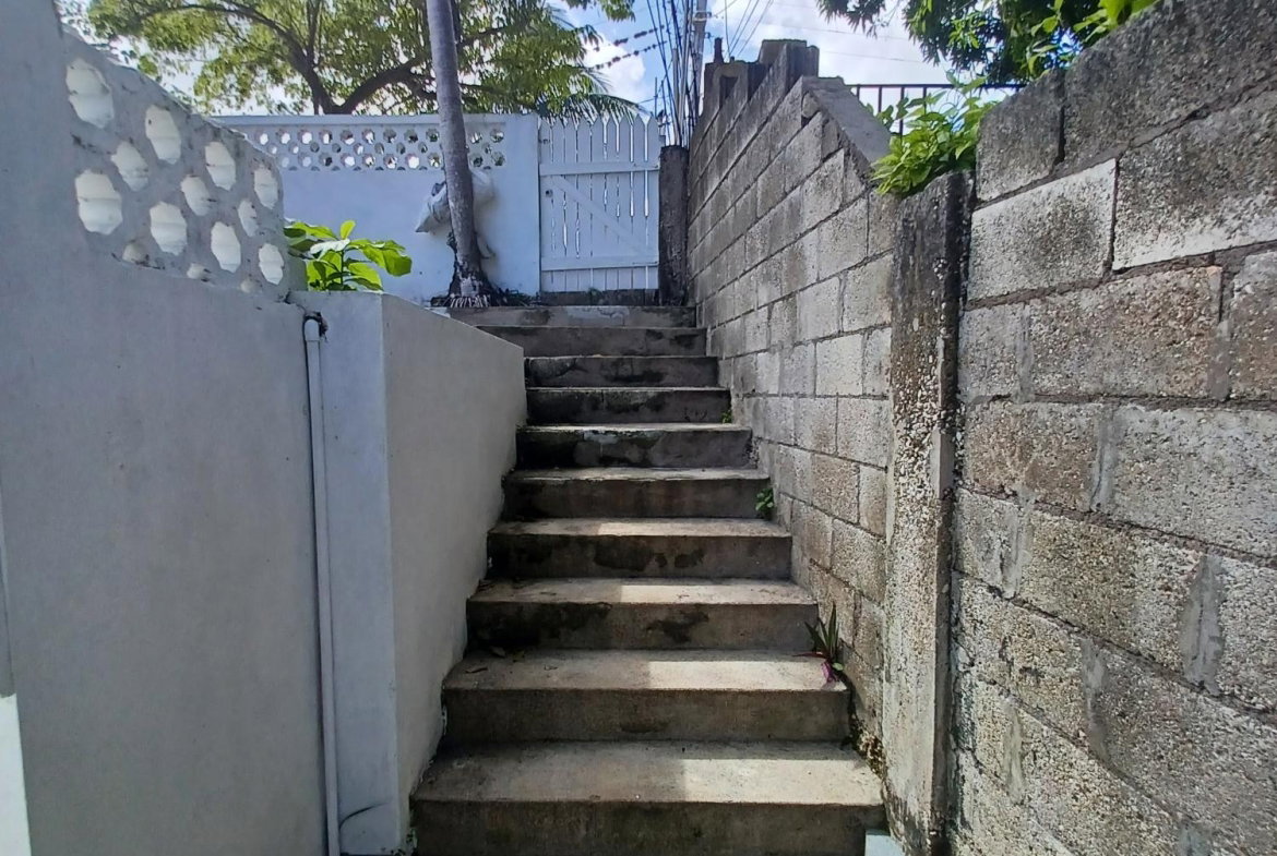 Thirteenth image of 1 Blairgowrie in Reading, St. James, Jamaica - property is For Rent