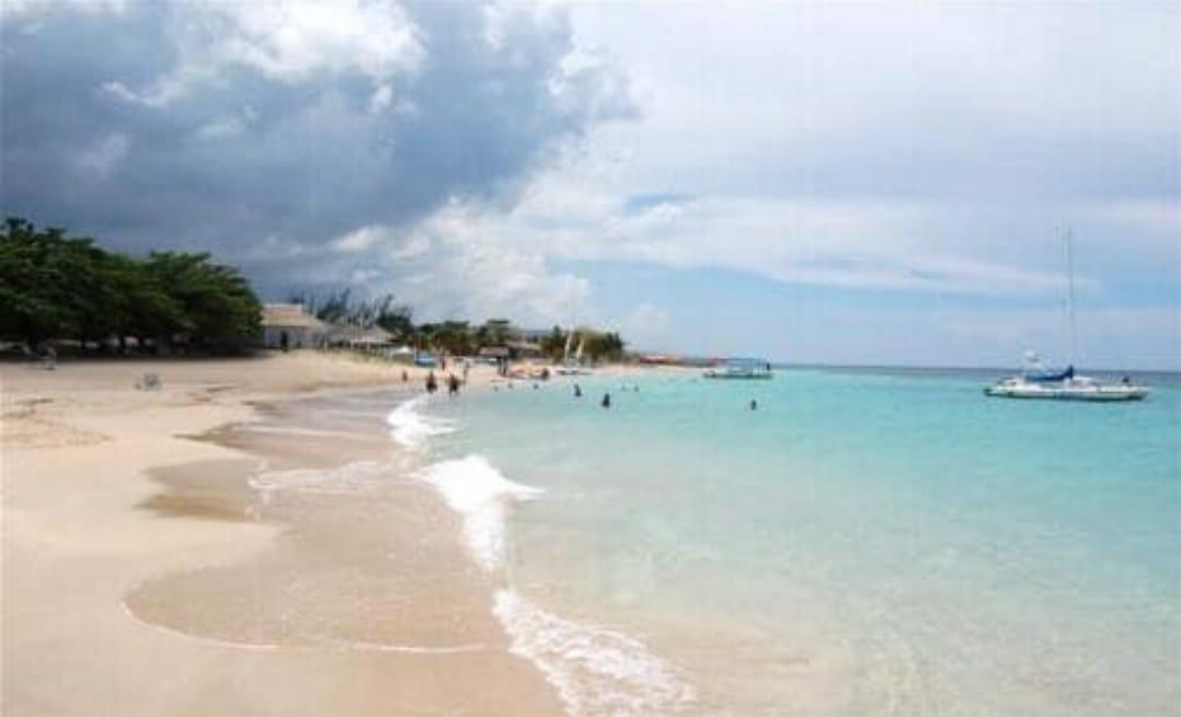 Thirtieth image of Garden-apartment Rickets Drive, Runaway ba in Runaway Bay, St. Ann, Jamaica - property is For Rent