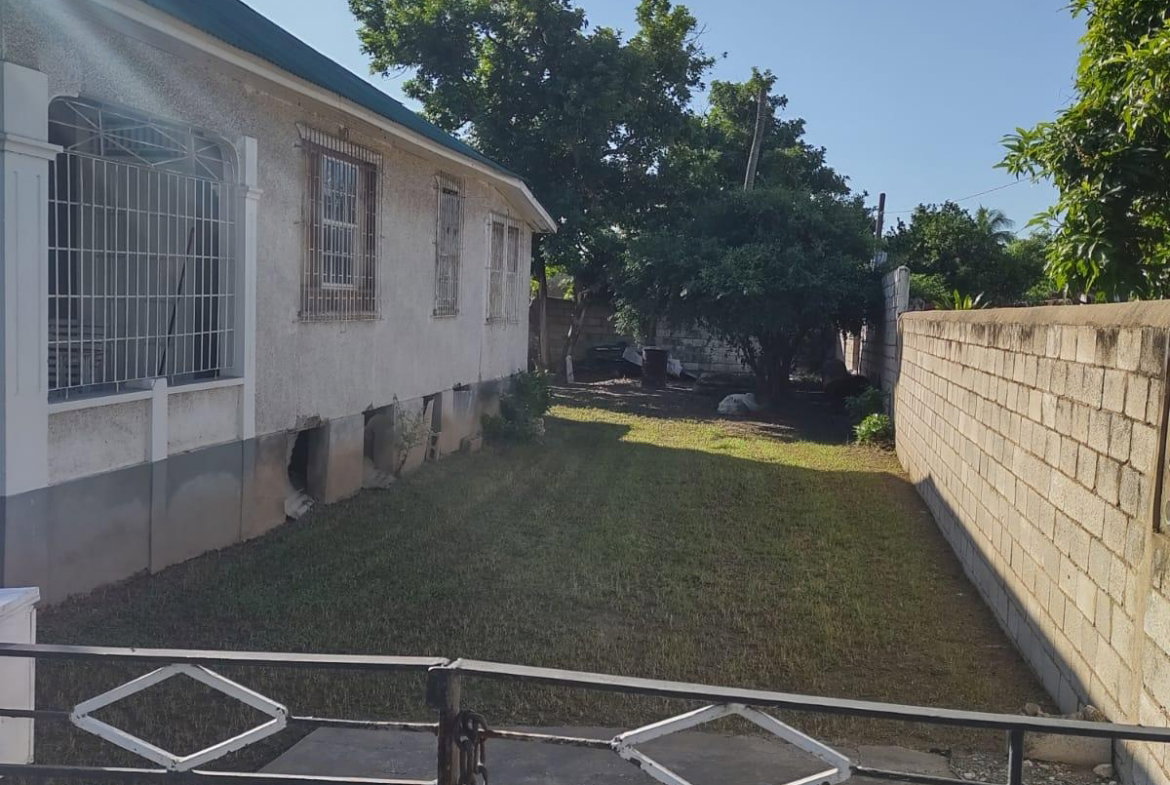 Third image of 3a Merrion Road in Vineyard Town, St. Andrew, Jamaica - property is For Sale