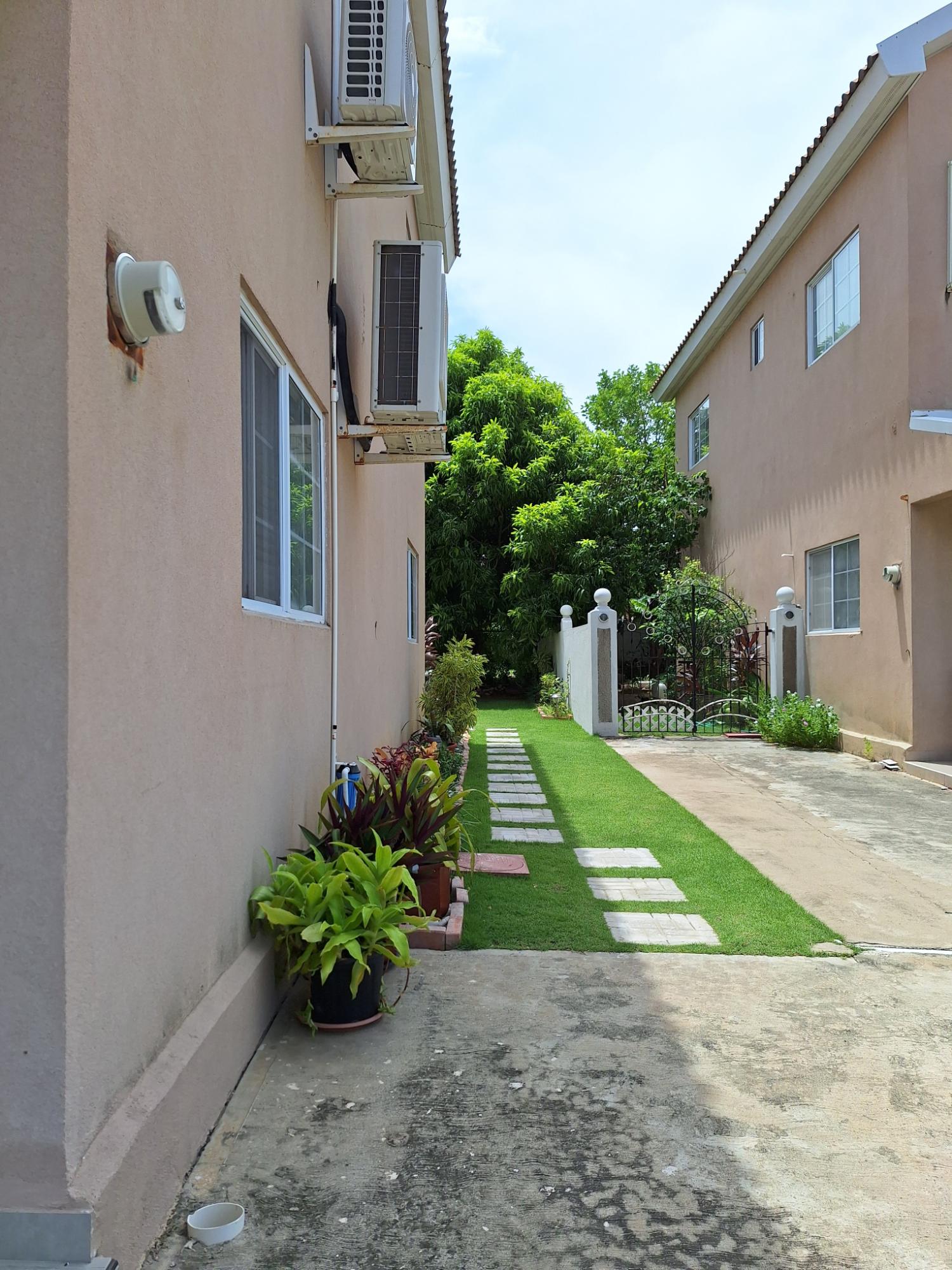 Thirteenth image of 35 Hampstead Way Caribbean in Caribbean Estates, St. Catherine, Jamaica - property is For Rent