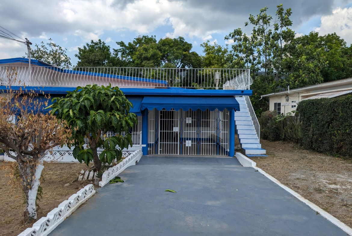 Ninth image of B-30 Havendale Drive in Havendale, St. Andrew, Jamaica - property is For Rent