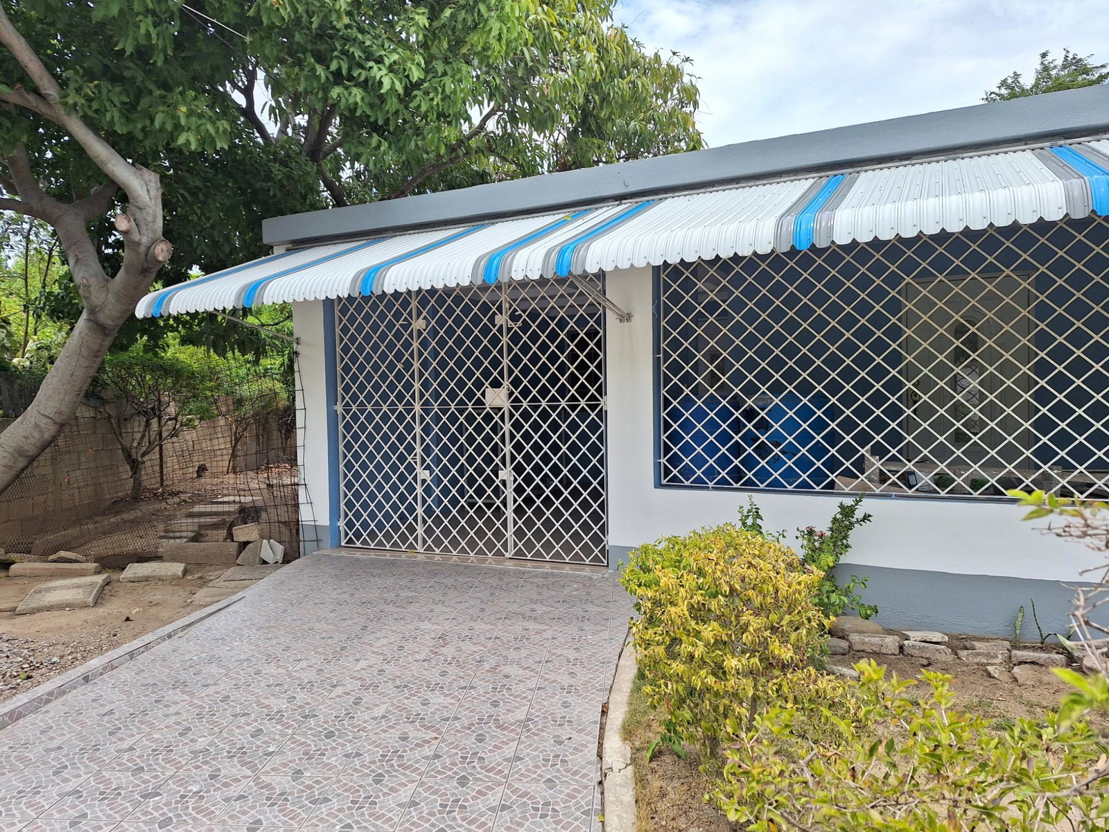 Second image of 838- Stapleton Avenue in Passage Fort, St. Catherine, Jamaica - property is For Sale